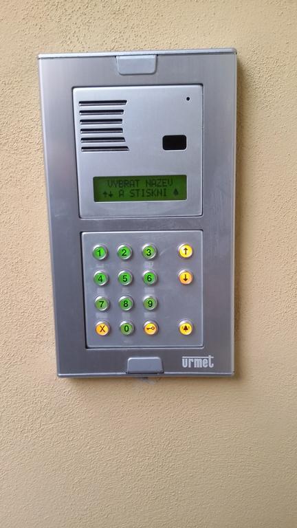 Apartments With The Lions Prague Exterior photo